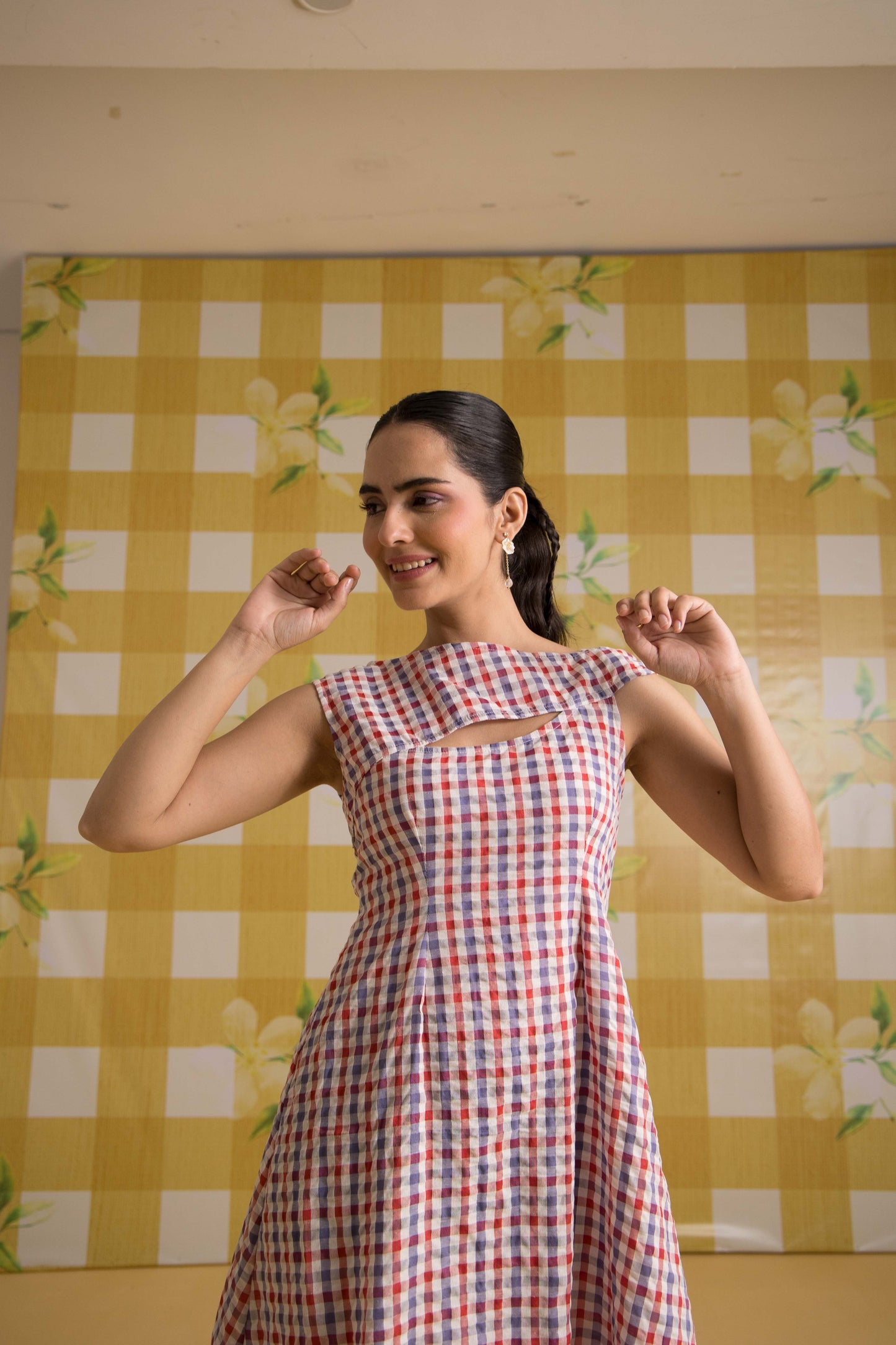 CUTOUT-ALINE DRESS