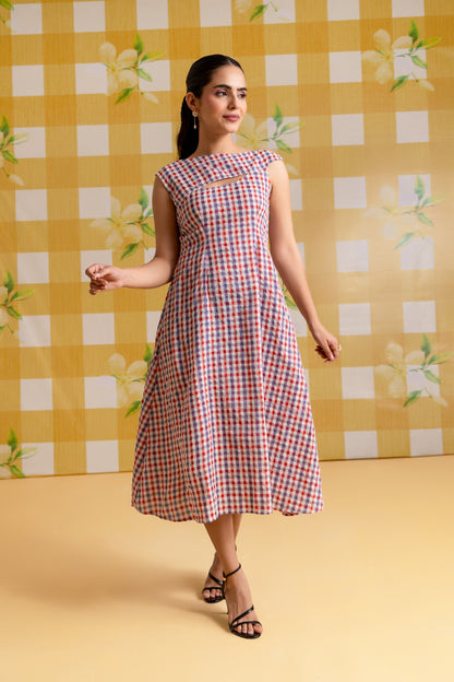 CUTOUT-ALINE DRESS